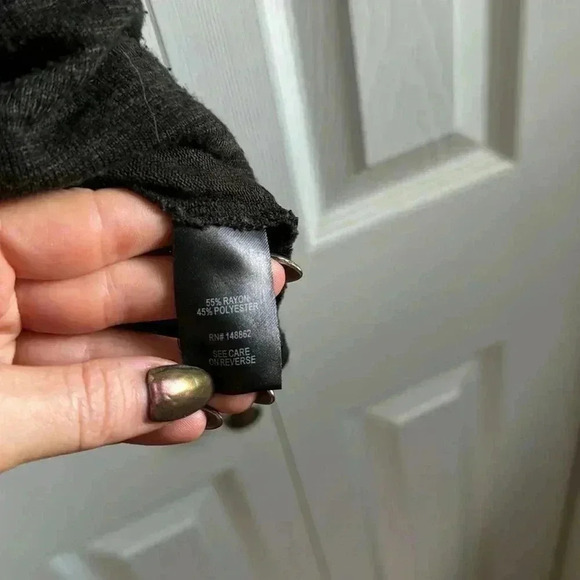 TORRID | Black/Army Green Top | COLD SHOULDER | Faux Lace Up Neckline | size 3 - Picture 5 of 6